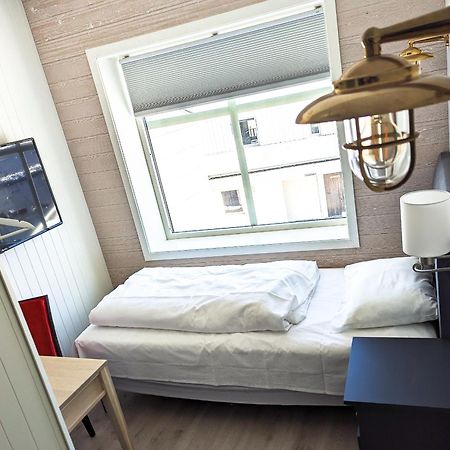 Hotel Mefjord Brygge Mefjordvær Esterno foto