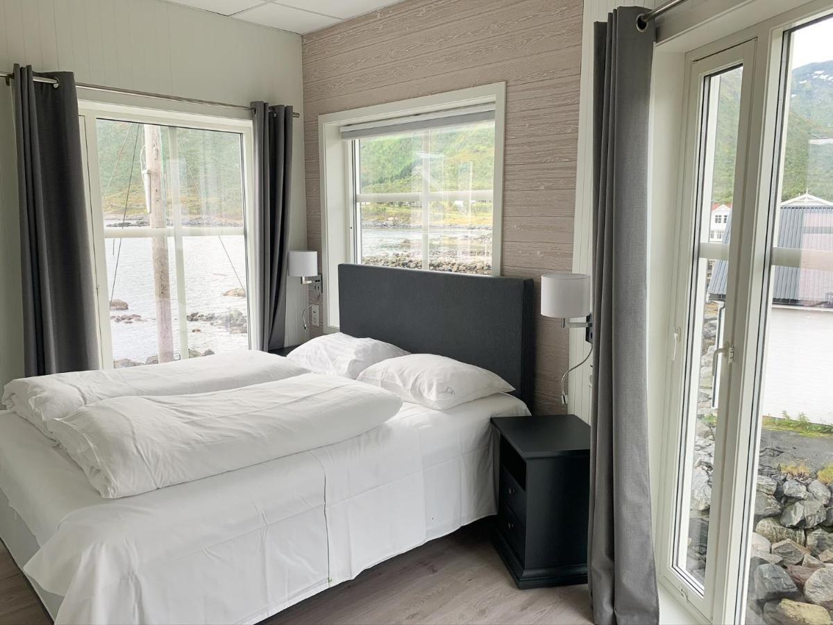 Hotel Mefjord Brygge Mefjordvær Esterno foto