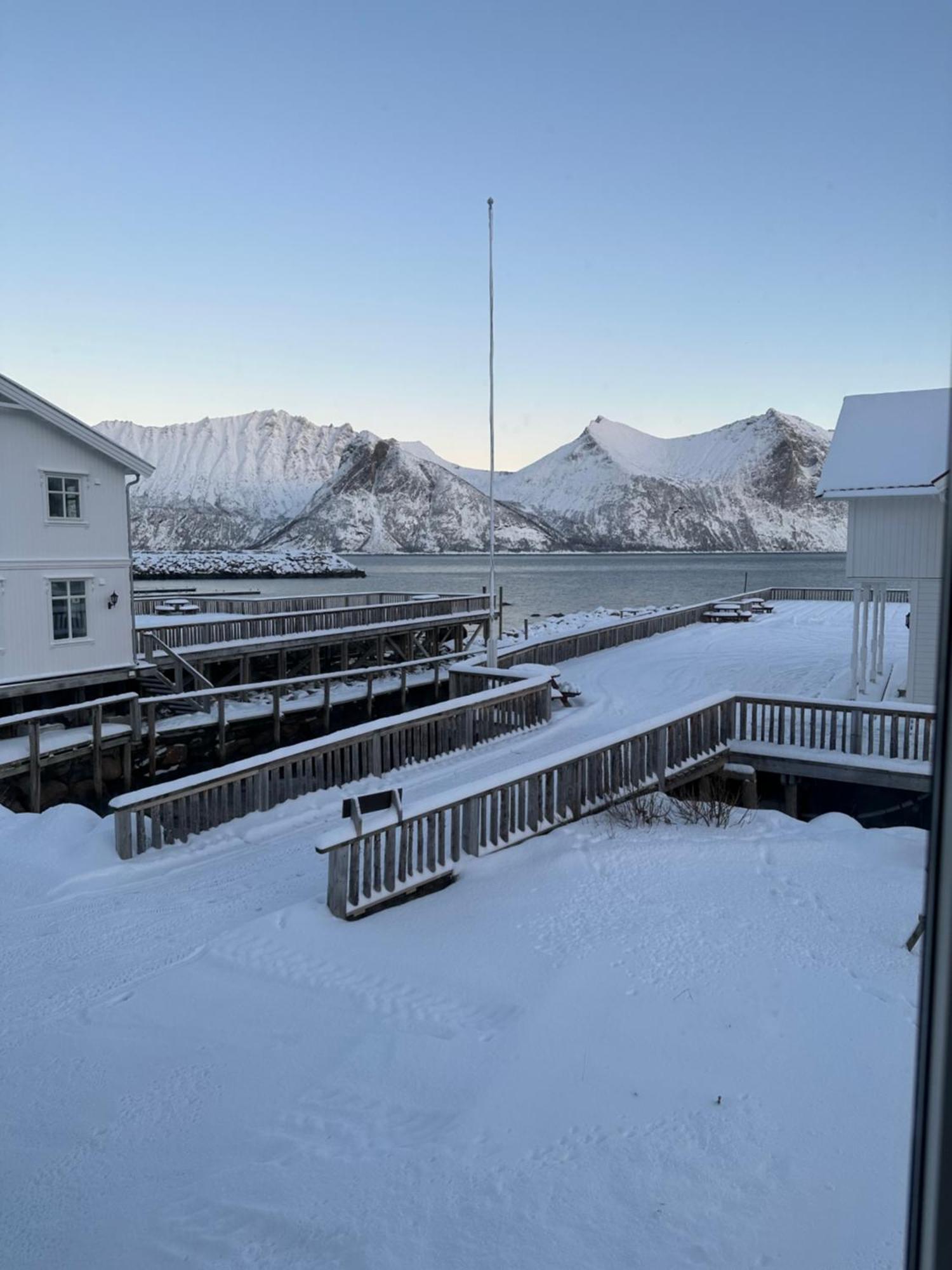 Hotel Mefjord Brygge Mefjordvær Esterno foto