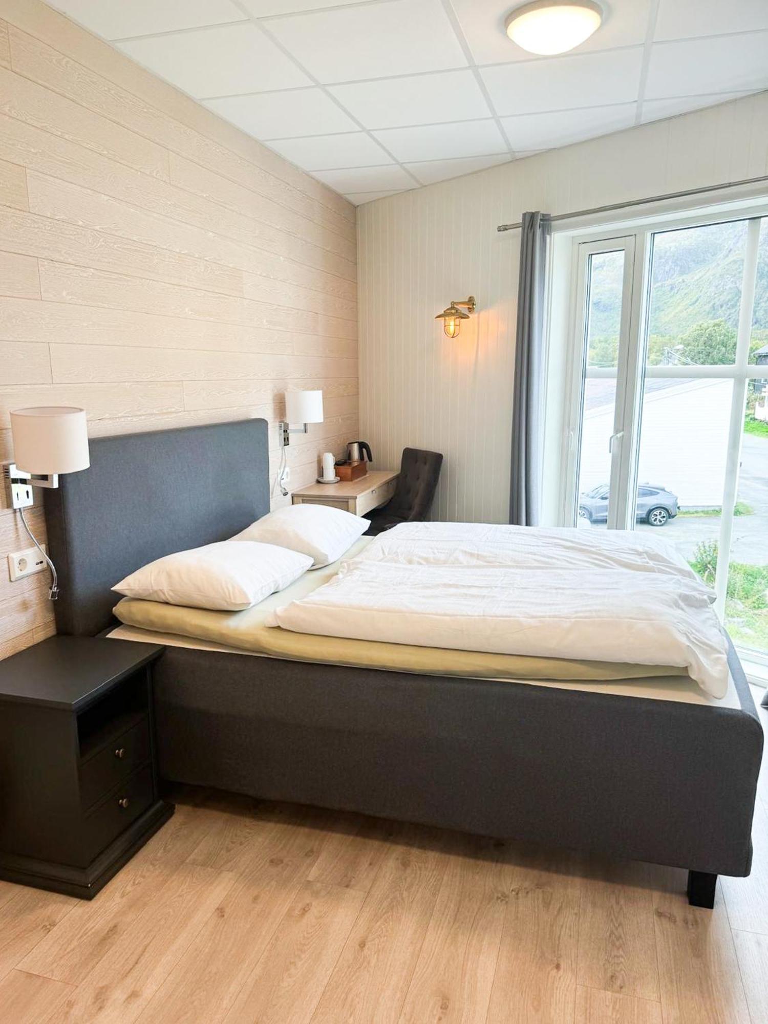Hotel Mefjord Brygge Mefjordvær Esterno foto