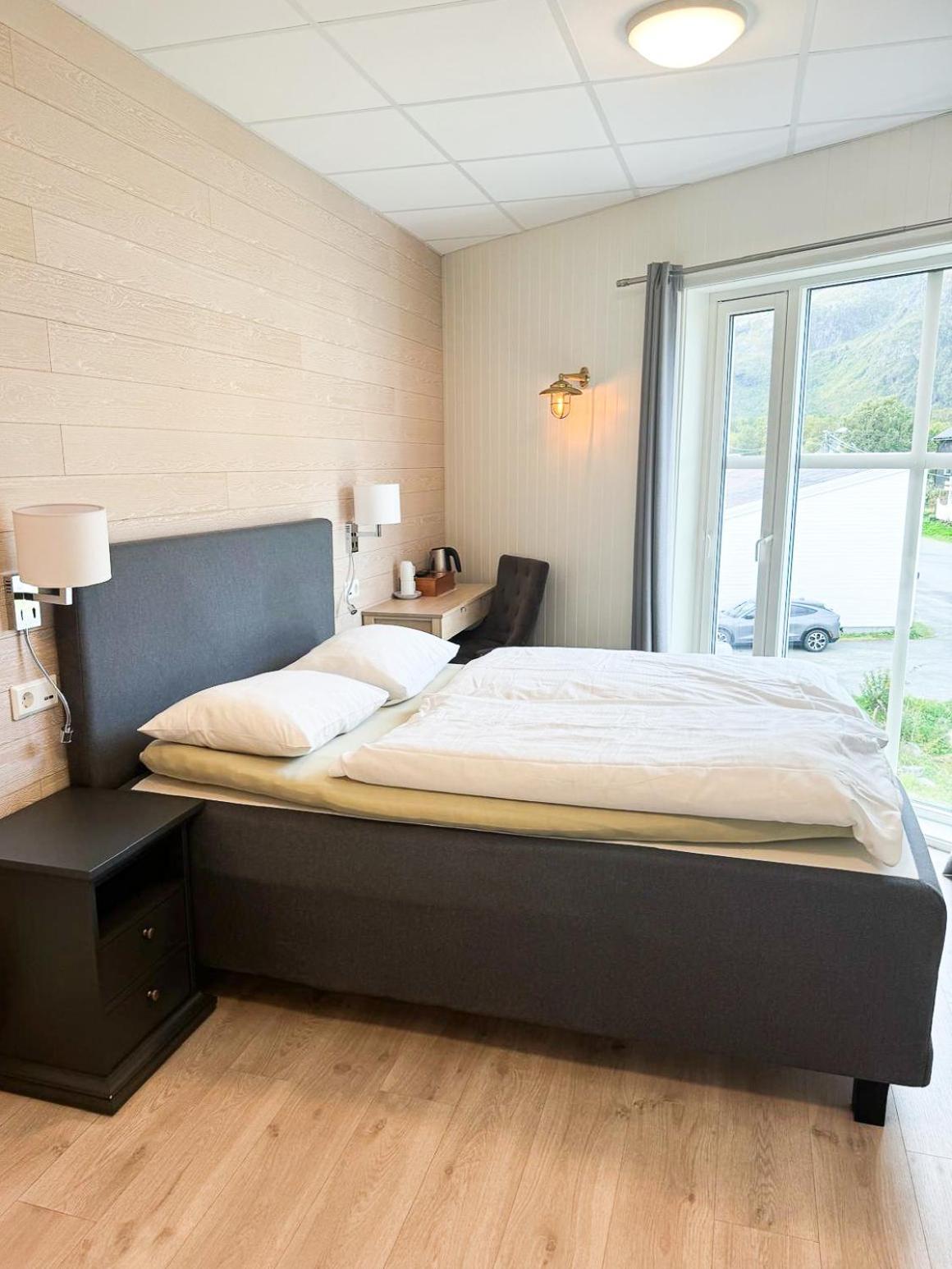 Hotel Mefjord Brygge Mefjordvær Esterno foto